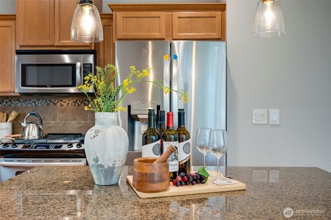 18307 38 Th Dr Se, Townhouse with 4 bedrooms, 3 bathrooms and 2 parking in Bothell WA | Image 10