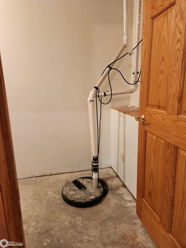 1128 Prince St, House other with 5 bedrooms, 4 bathrooms and null parking in Grinnell IA | Image 50