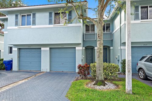 1925 Alamanda Way, Riviera Beach, FL, 33404-1868 | Card Image