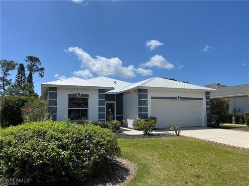 177 Stanhope Cir, NAPLES, FL, 34104-0808 | Card Image