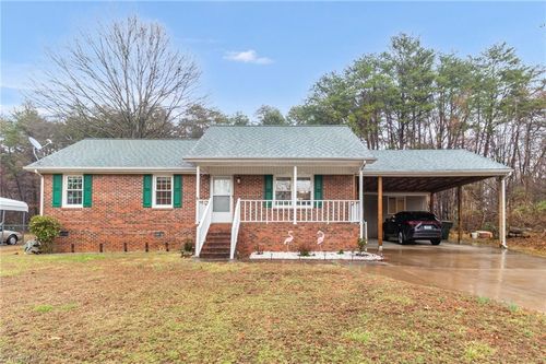 516 John St, Eden, NC, 27288-2810 | Card Image