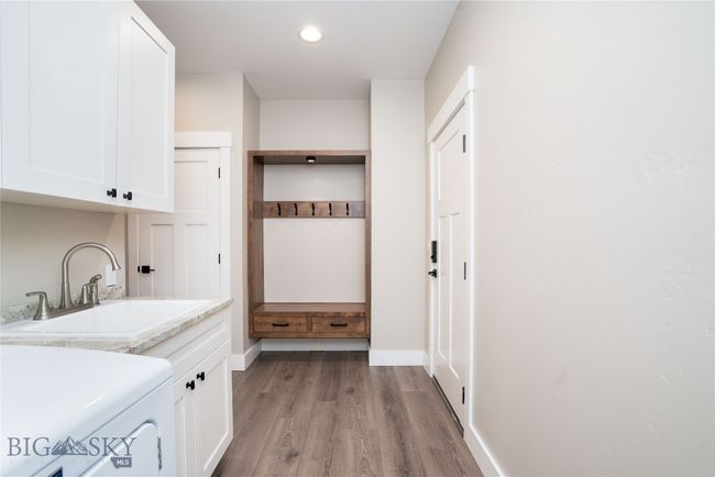 Main Level Laundry Room/Mudroom | Image 29