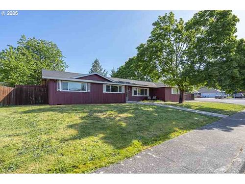 611 Ne Bockes Loop, Sheridan, OR, 97378-1538 | Card Image