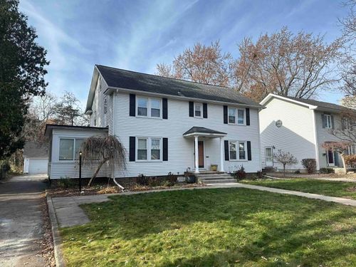 203 Ardussi Ave, Saginaw, MI, 48602-2711 | Card Image