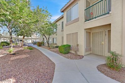 1187 - 5710 E Tropicana Avenue, Condo with 2 bedrooms, 1 bathrooms and null parking in Las Vegas NV | Image 2