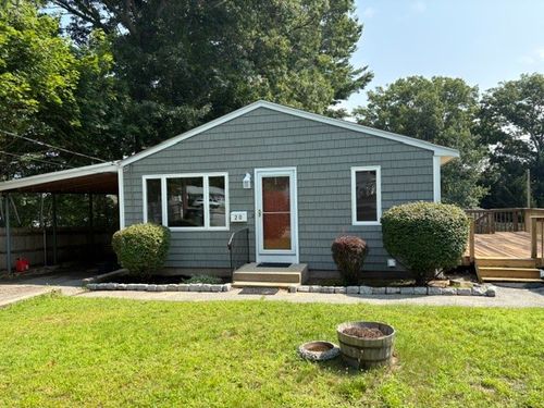 20 Colonial Rd, Coventry, RI, 02816-6013 | Card Image