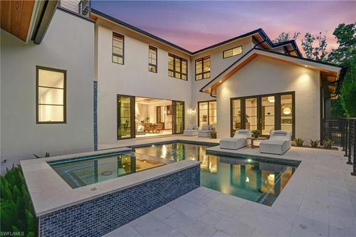 349 2nd Ave N, NAPLES, FL, 34102-8466 | Card Image
