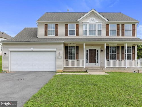 343 Flight O Arrows Way, MARTINSBURG, WV, 25403-1601 | Card Image