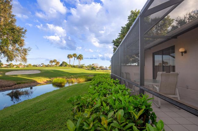 533 Prestwick Cir, Townhouse with 2 bedrooms, 2 bathrooms and null parking in Palm Beach Gardens FL | Image 31