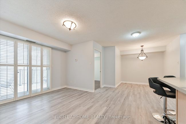 204 - 245 Pine Grove Rd, Condo with 2 bedrooms, 2 bathrooms and 1 parking in Vaughan ON | Image 10