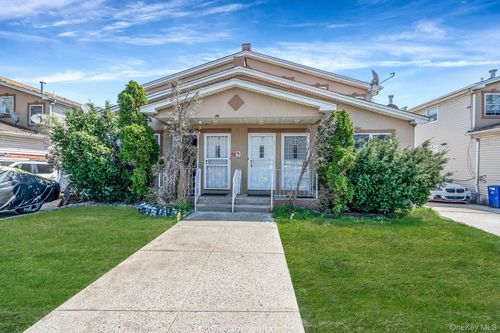 140-37 Charles Ln, Springfield Gardens, NY, 11413 | Card Image