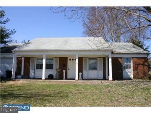 86 Evergreen Dr, Willingboro, NJ, 08046-2455 | Card Image