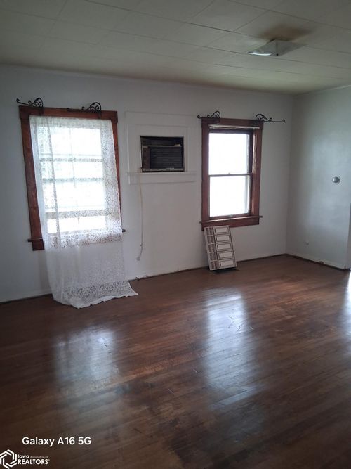 3400 Avenue B, Council Bluffs, IA, 51501-1821 | Card Image