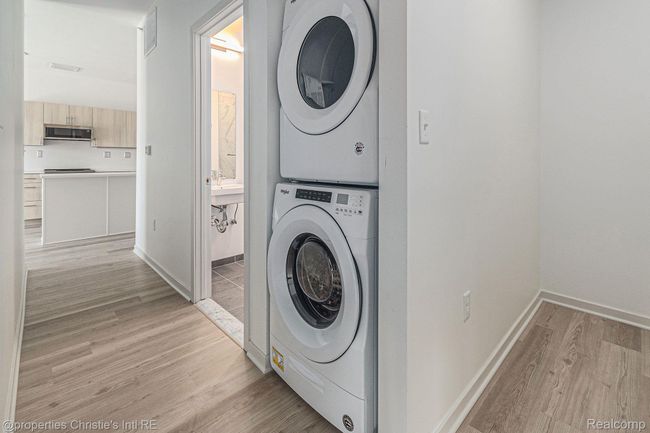 212 - 7410 Kercheval St, Condo with 2 bedrooms, 2 bathrooms and null parking in Detroit MI | Image 13