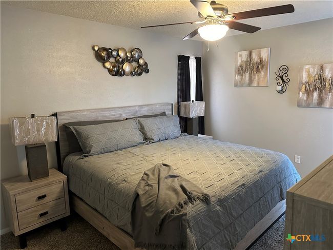 Master Bedroom | Image 8