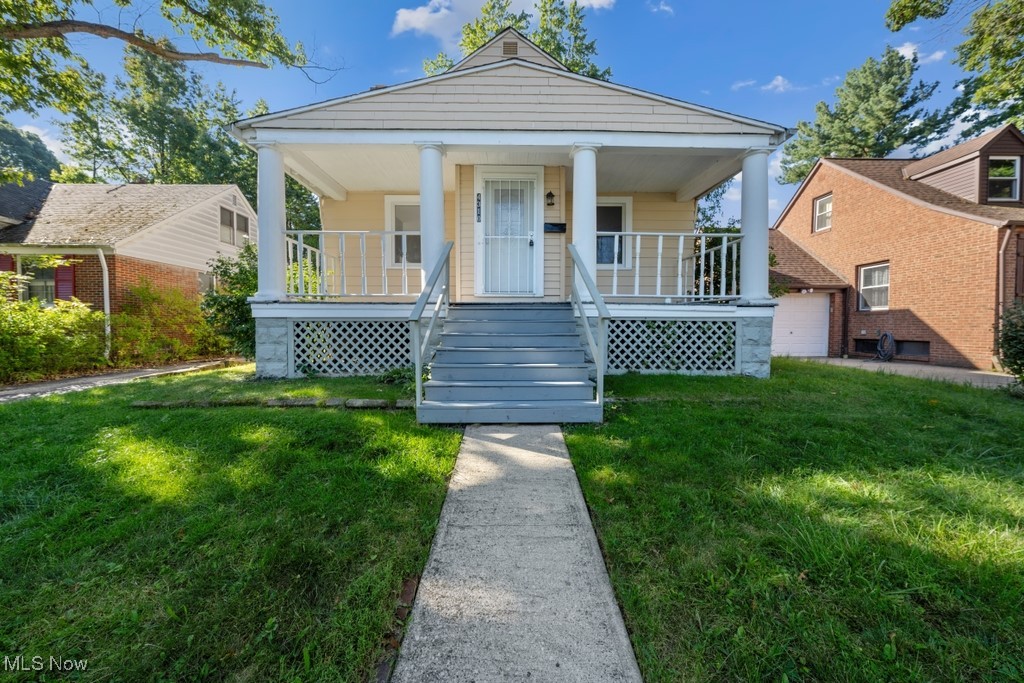 Elmwood Rd, South Euclid, OH 44121