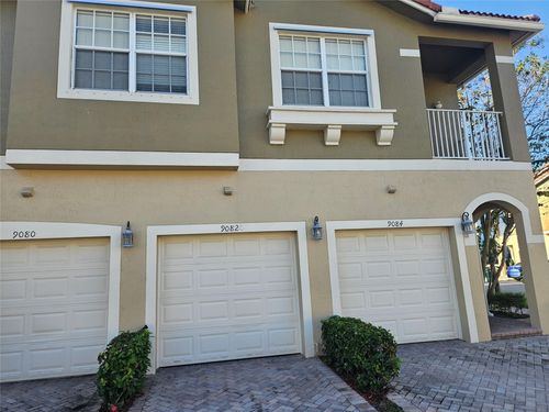 9082-9082 Plymouth Pl, Tamarac, FL, 33321-4170 | Card Image