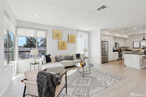 25422 Parklane Dr, Hayward, CA, 94544-3173 | Card Image