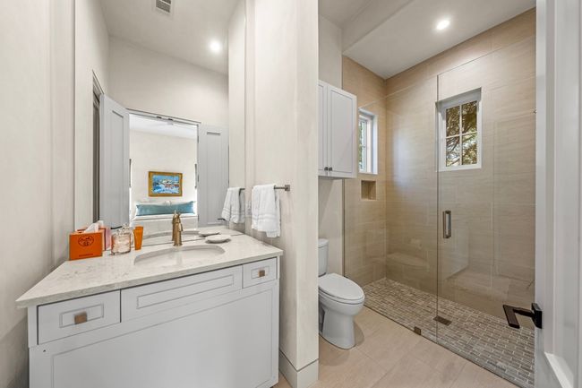 705 W Creek St, Home with 3 bedrooms, 5 bathrooms and 3 parking in Fredericksburg TX | Image 29