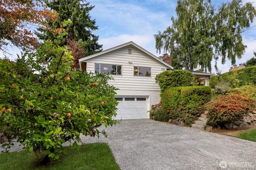 1222 Nw 119th St, Seattle, WA, 98177-4631 | Card Image