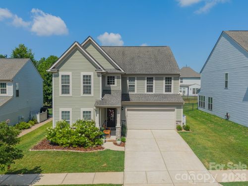 15215 Colonial Park Dr, Huntersville, NC, 28078-4743 | Card Image