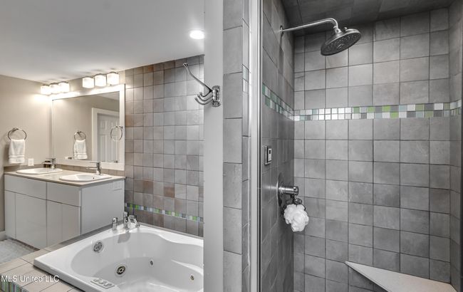 62 The Breakers-48 | Image 36