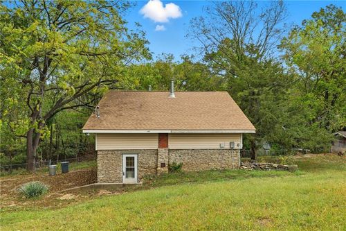 5417 Nw Hillside Dr, Kansas City, MO, 64151-3377 | Card Image