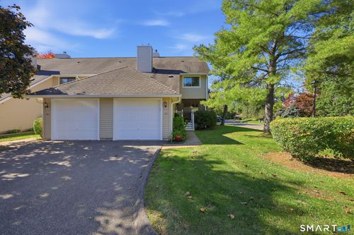 137-137 Foxboro Dr, Newington, CT, 06111-4576 | Card Image