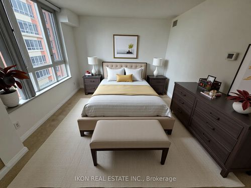 701-7373 Kennedy Rd, Markham, ON, L3R1H6 | Card Image