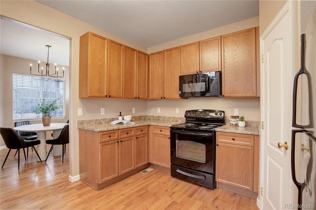 Plenty of Cabinet Space | Image 6