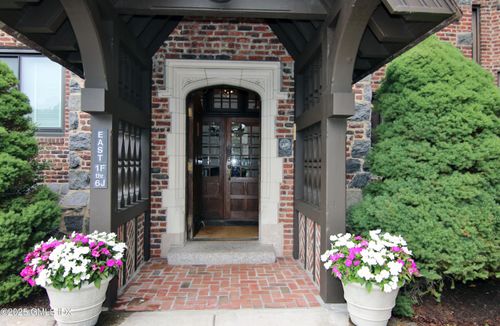apt-5j-47 Lafayette Pl, Greenwich, CT, 06830-5402 | Card Image