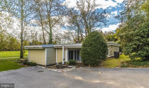 12819 Fountain Head Rd, HAGERSTOWN, MD, 21742-2748 | Card Image