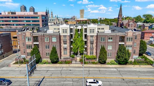 apt-321-450 E Ohio St, Indianapolis, IN, 46204-2679 | Card Image