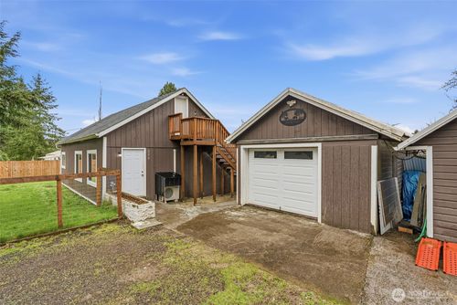 228 Holcomb Spur Rd, Kelso, WA, 98626-9707 | Card Image