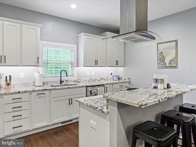 3447 Old Leetown Pike, House other with 3 bedrooms, 2 bathrooms and null parking in RANSON WV | Image 9