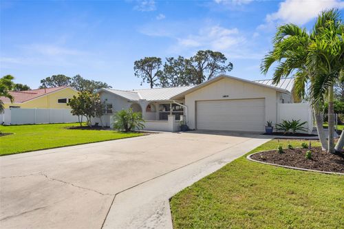 201 Cavallini Dr, NOKOMIS, FL, 34275-1467 | Card Image