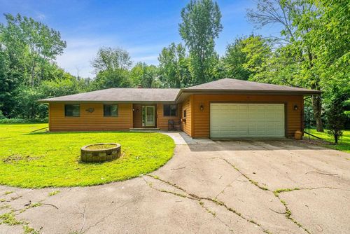 N5414 County Rd D, MAPLE CREEK, WI, 54961 | Card Image