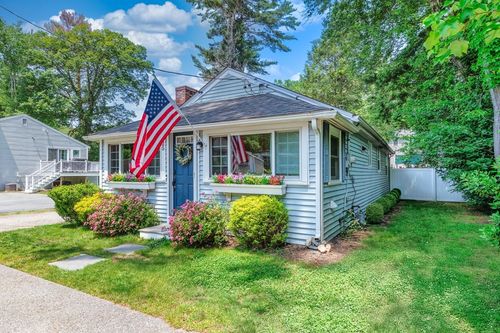 25 12th Ave, Halifax, MA, 02338-1309 | Card Image