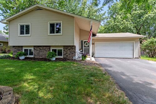 10020 Trenton Ln N, Maple Grove, MN, 55369-3479 | Card Image