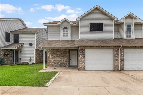 4010 Southern Charm Ct, Arlington, TX, 76016-4225 | Card Image