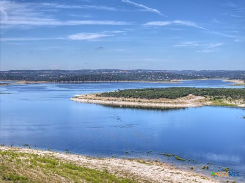 apt-a5-2004 Lakeland Dr, Canyon Lake, TX, 78133-3340 | Card Image