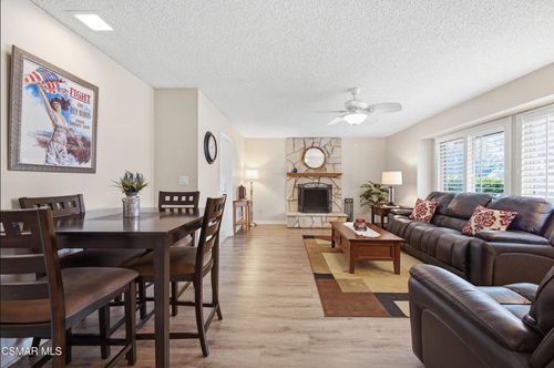 41055 Village 41, Camarillo, CA, 93012 | Card Image