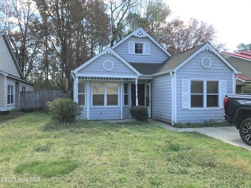 112 Basswood Ct, Jacksonville, NC, 28546-4527 | Card Image