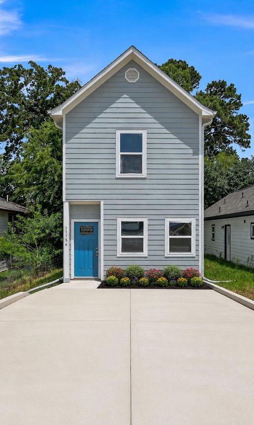 11756 White Cedar St, Willis, TX, 77318-7666 | Card Image