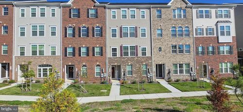 5426 Greenpoint Ln, UPPER MARLBORO, MD, 20772-4074 | Card Image