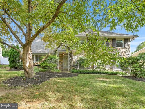45 Garlor Dr, HAVERTOWN, PA, 19083-1223 | Card Image