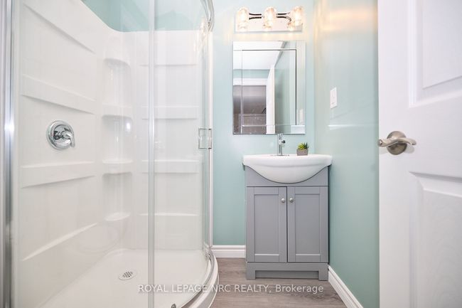 7405 Susan Cres, House other with 4 bedrooms, 2 bathrooms and 4 parking in Niagara Falls ON | Image 20