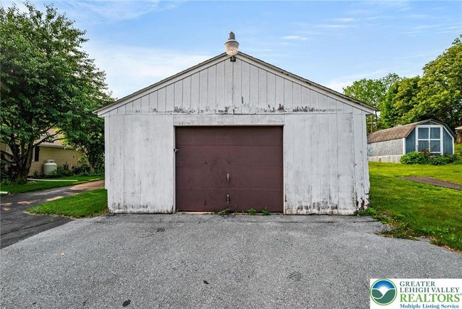 A - 8255 Mertztown Rd, Home with 6 bedrooms, 3 bathrooms and null parking in Alburtis PA | Image 40