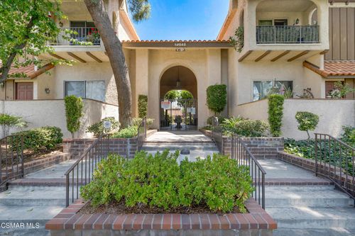 17-19545 Sherman Way, Reseda, CA, 91335-3436 | Card Image