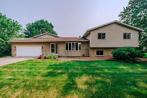 5708 Nightingale Ct, Saint Cloud, MN, 56303-1150 | Card Image
